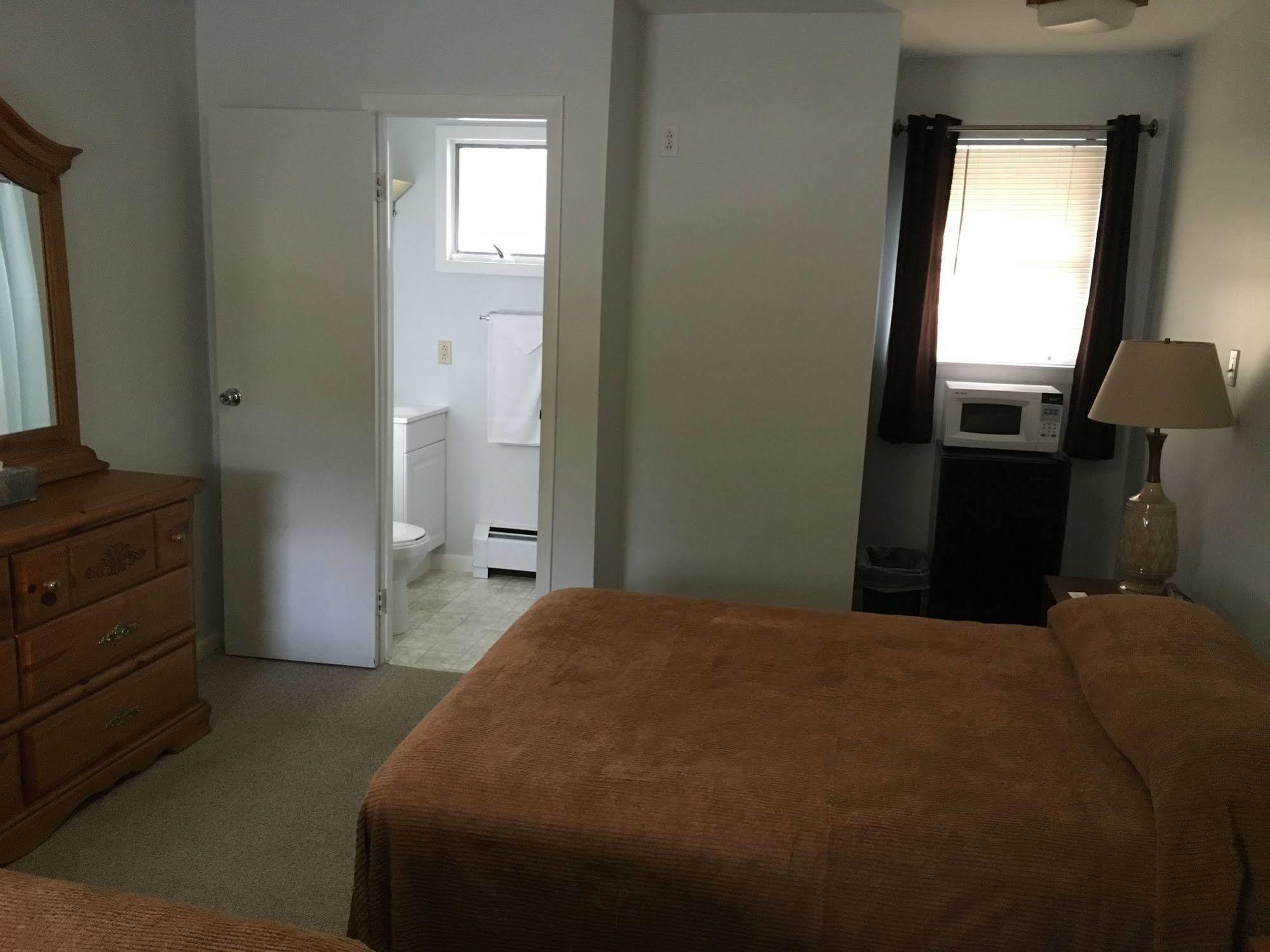 Mcgregor Inn Motel Wilton Ngoại thất bức ảnh