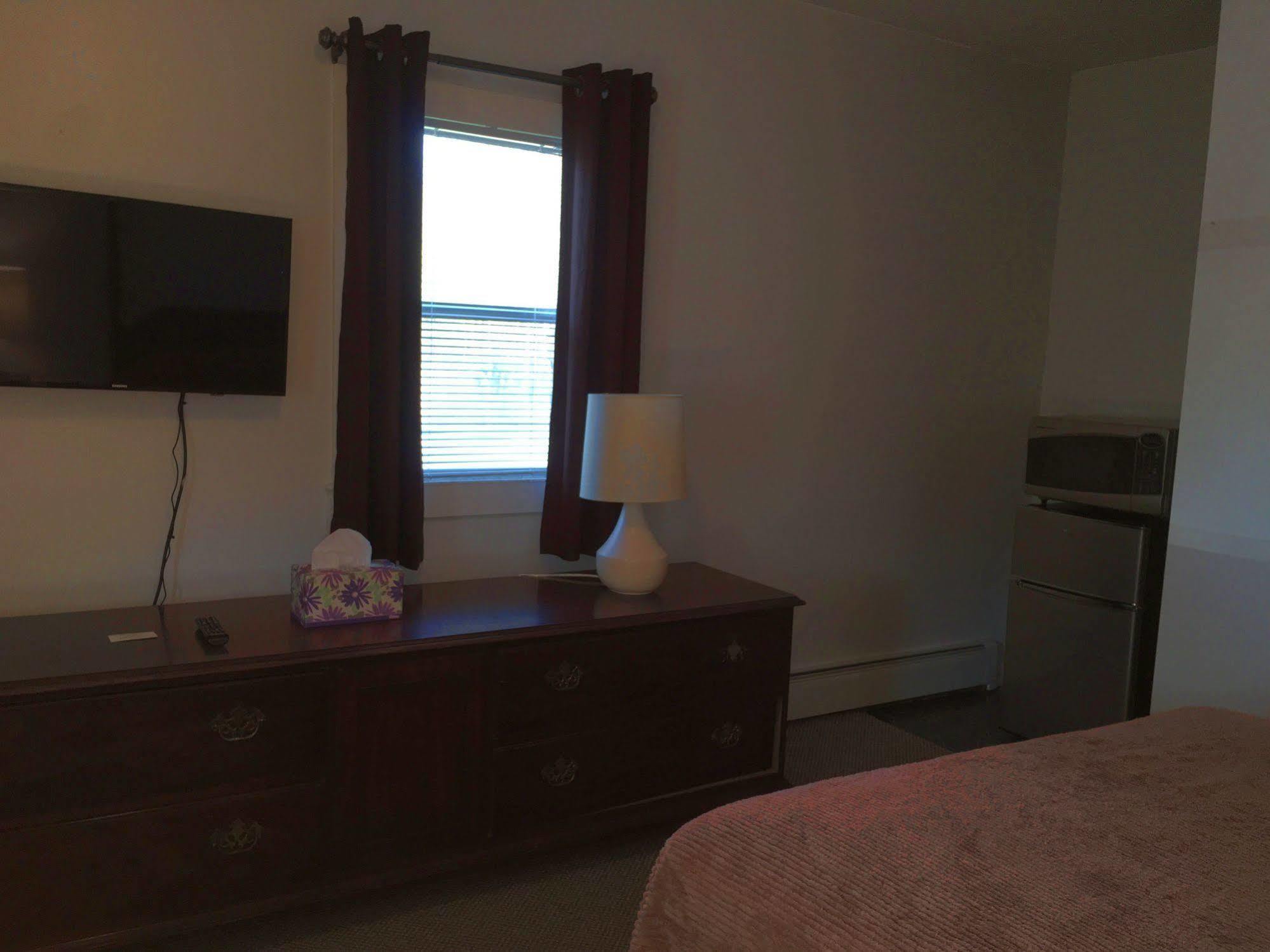 Mcgregor Inn Motel Wilton Ngoại thất bức ảnh